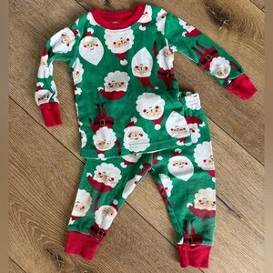 🩵Carter's Green and Red Santa Pajama Set